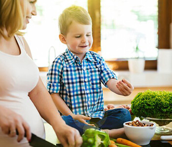 Healthy Diets Throughout 3 Stages Pregnancy